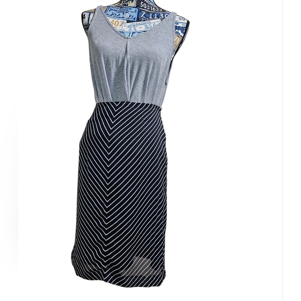 Y2K Alain Manoukian Black White Pinstriped Skirt 8